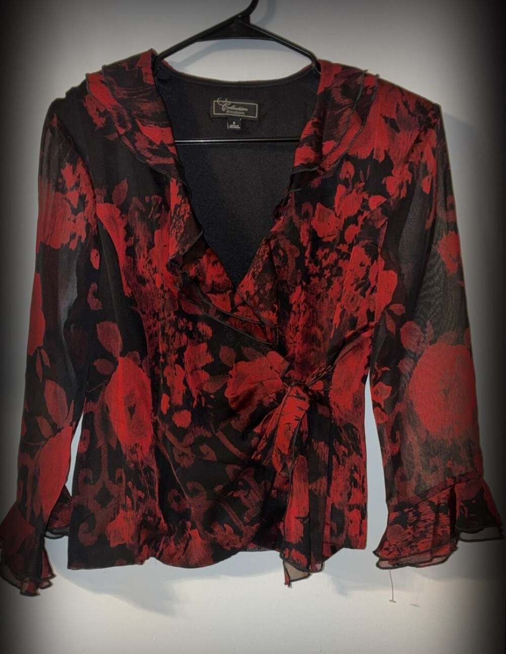 Dressbarn Collection Red Floral Ruffle Wrap Blouse Size 8